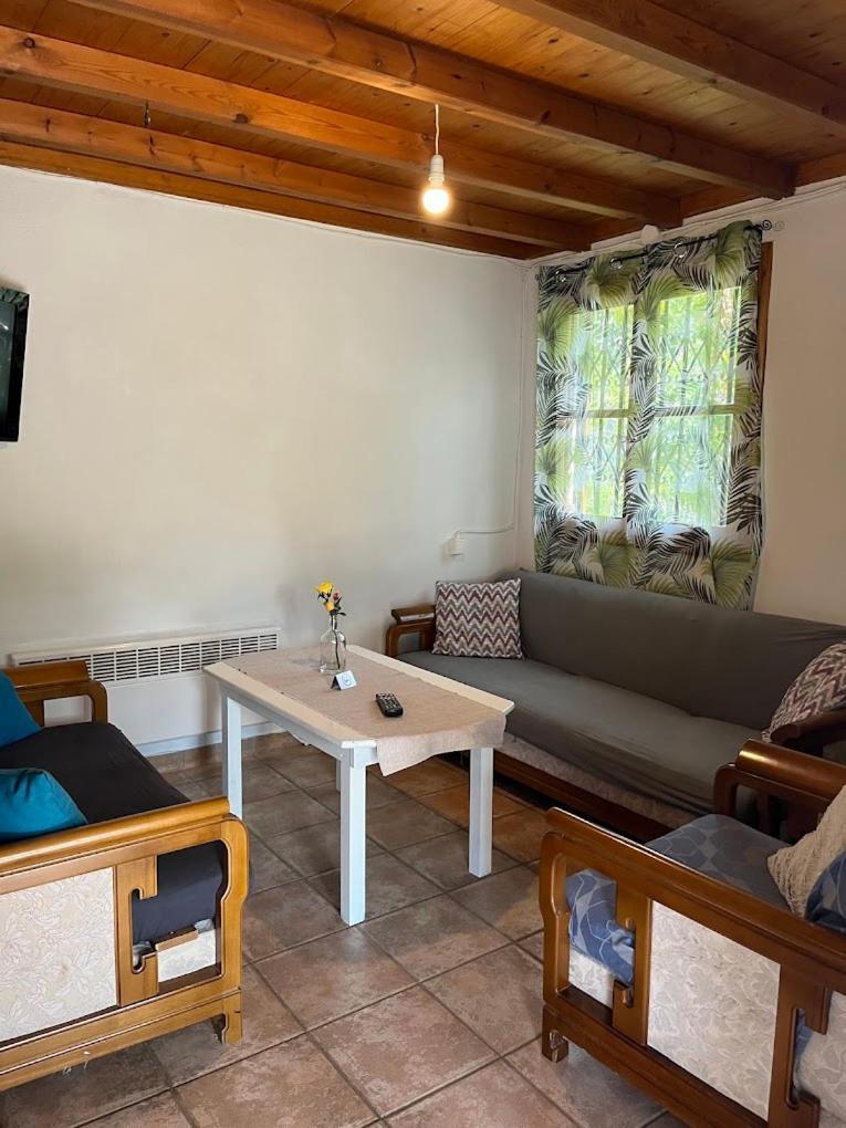 Zephyr Guest House Lefokastro Ngoại thất bức ảnh